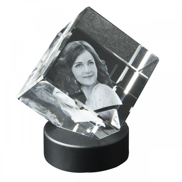 Cubo in cristallo con foto in 3D con pedistallo illuminato 60x60x60 mm 1-2 persone